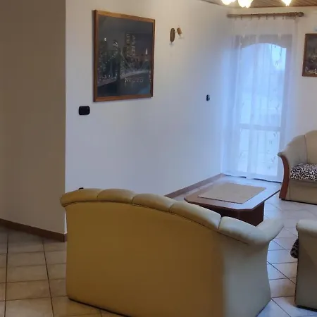 David Apartmanhaz דירה *
