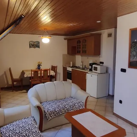 דירה David Apartmanhaz זלקרוס